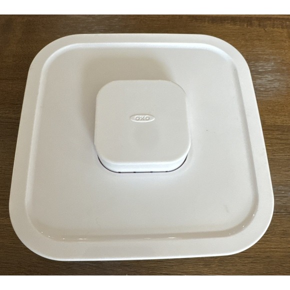 OXO SoftWorks Pop Container Replacement 6 1/4 x 6 1/4 inch Square Plastic Lid - Picture 2 of 4